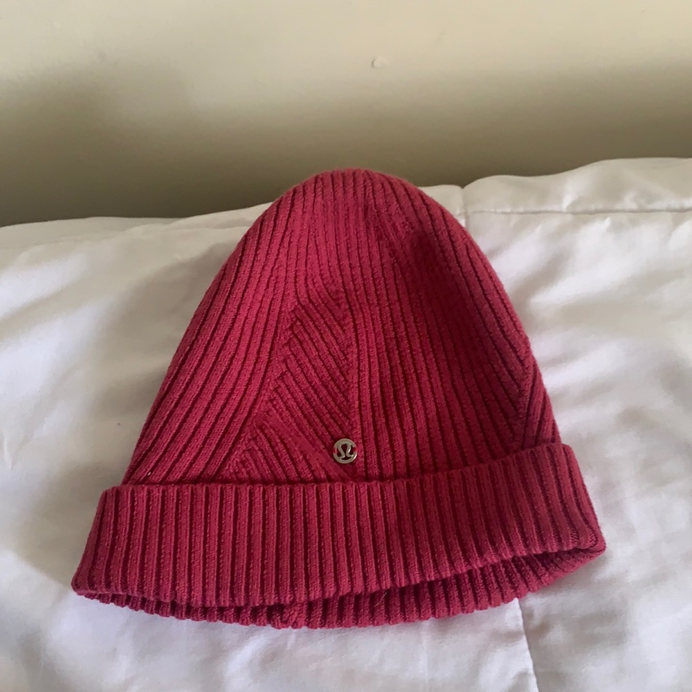lululemon beanie